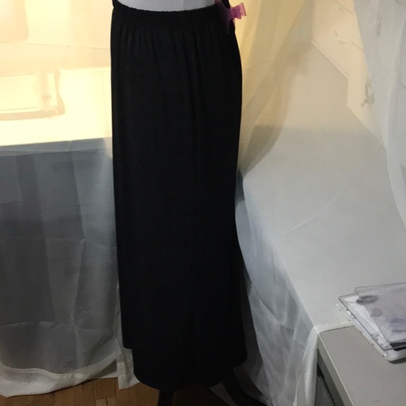 Off black long skirt - Picture 4 of 4